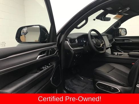 Certified 2025 Jeep Wagoneer Series II image 11