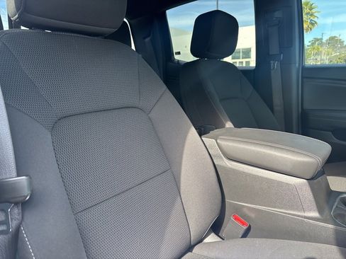 Used 2024 GMC Canyon Elevation w/ Convenience Package image 31