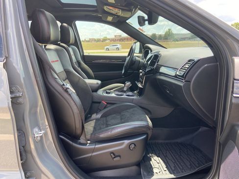 Used 2021 Jeep Grand Cherokee Trailhawk w/ Premium Lighting Group image 29