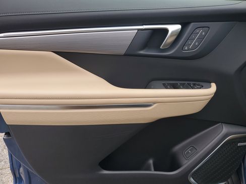 New 2026 Buick Enclave Preferred w/ Power Package image 17