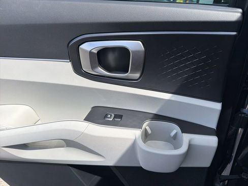 Certified 2025 Kia Sorento EX w/ Panoramic Sunroof Package FWD image 24