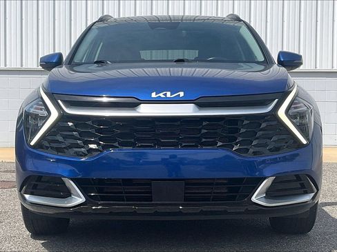 Used 2023 Kia Sportage SX FWD image 3