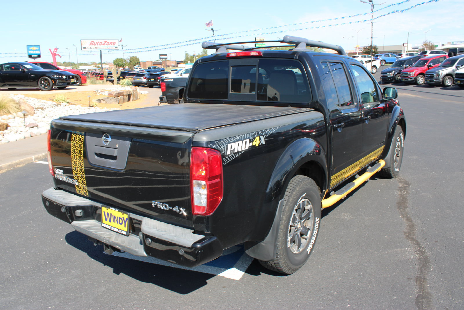 Used 2015 Nissan Frontier PRO-4X w/ Pro-4x Luxury Package AWD/4WD image 8