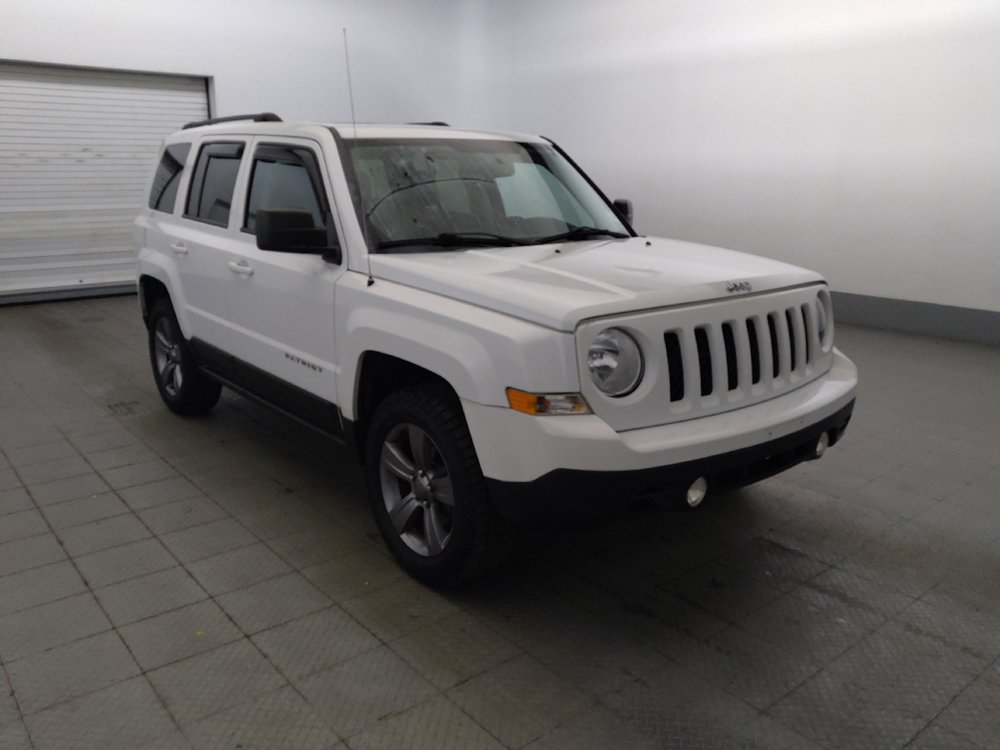 Used 2015 Jeep Patriot High Altitude AWD/4WD image 13