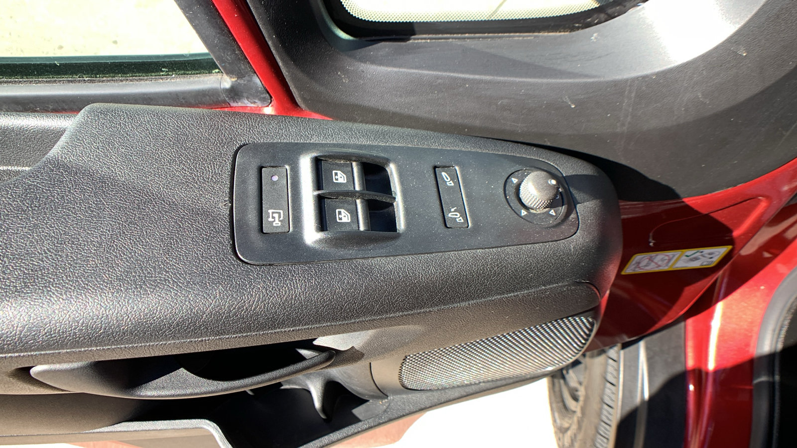 Used 2024 RAM ProMaster 1500 w/ Premium Convenience Group FWD image 12