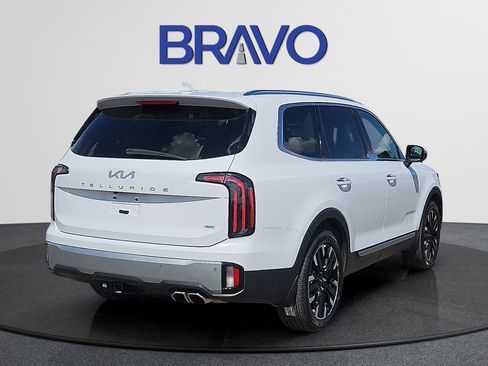 Used 2024 Kia Telluride SX w/ Towing Package AWD/4WD image 4