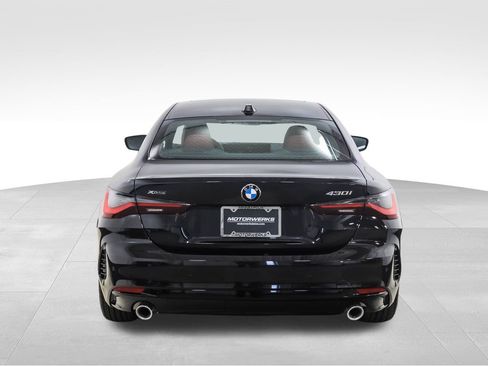 Used 2025 BMW 430i xDrive Coupe w/ Premium Package image 4