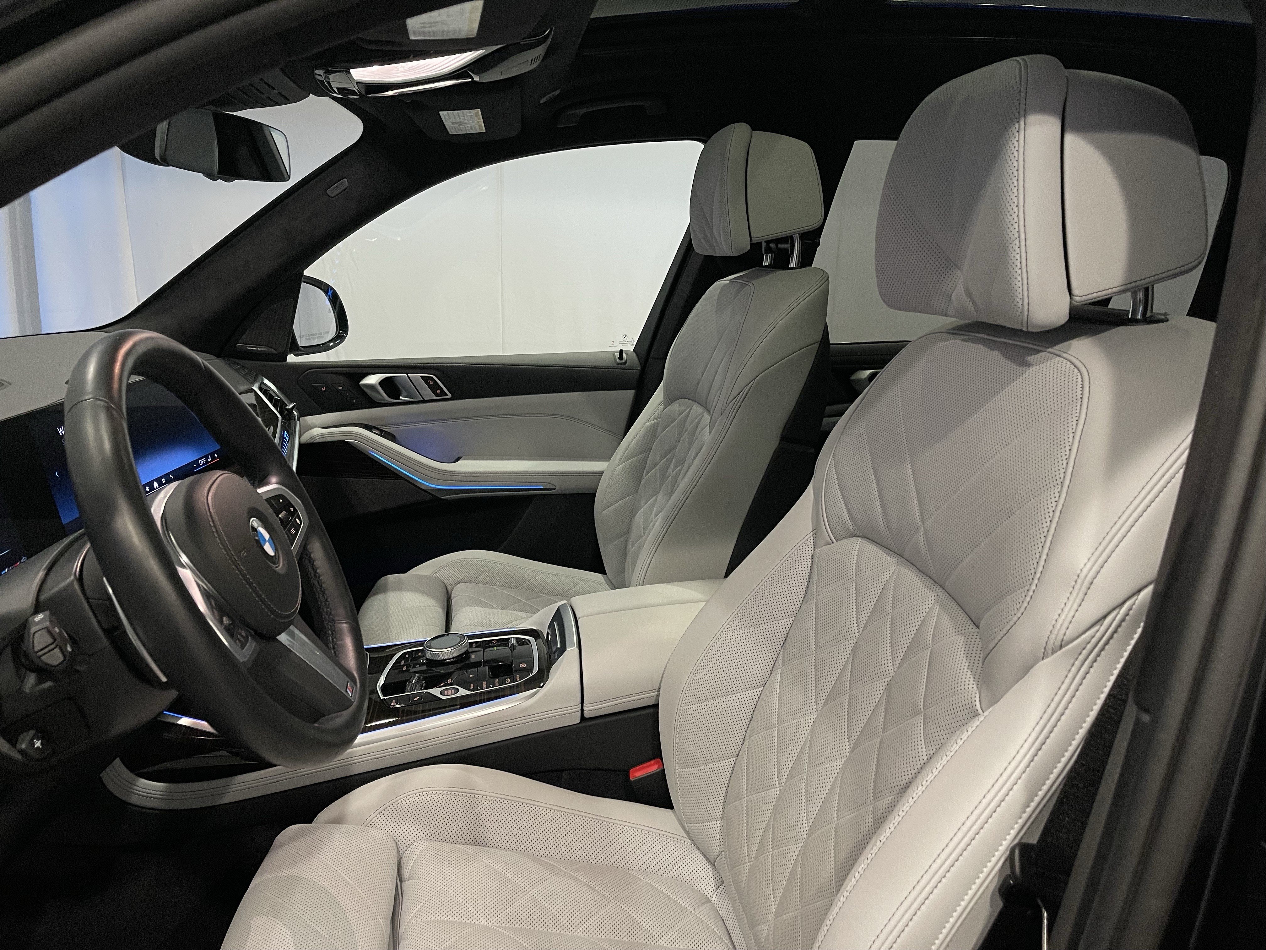 Certified 2024 BMW X7 xDrive40i w/ Executive Package AWD/4WD image 14