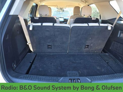 Used 2022 Ford Explorer Limited w/ Equipment Group 301A image 6