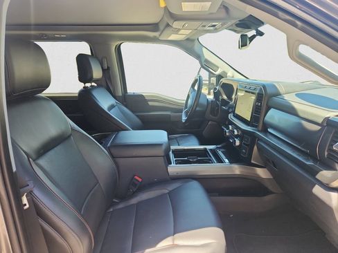 Certified 2023 Ford F450 Lariat w/ Camper Package AWD/4WD image 15