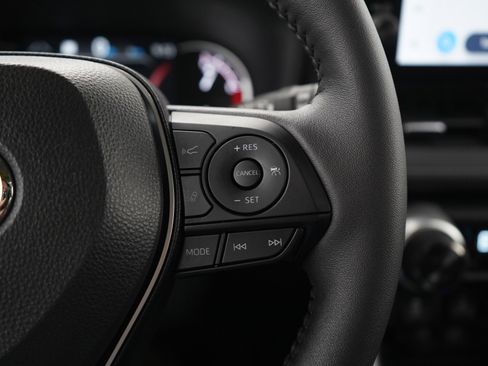 Used 2025 Toyota RAV4 XLE Premium image 26