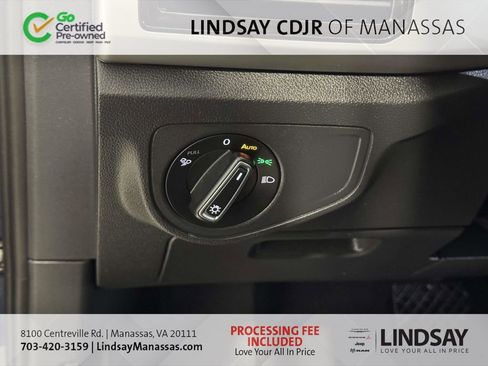 Used 2022 Volkswagen Atlas Cross Sport SE image 26