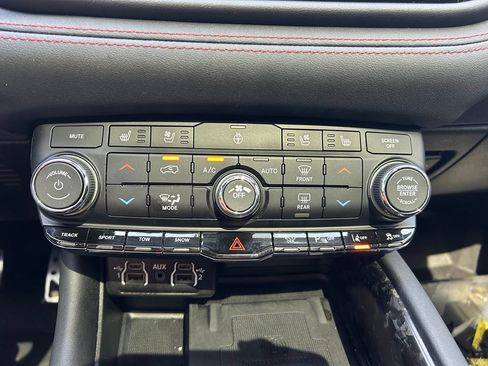 Used 2024 Dodge Durango R/T AWD/4WD image 22