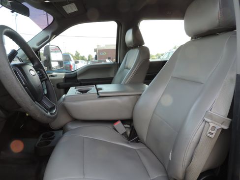 Used 2017 Ford F350 XL w/ Power Equipment Group image 12