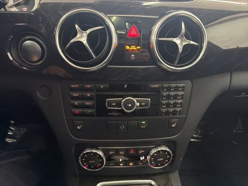 Used 2015 Mercedes-Benz GLK 350 2WD image 35