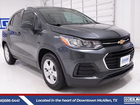 Used 2020 Chevrolet Trax LS w/ Tint and Cruise Package image 3