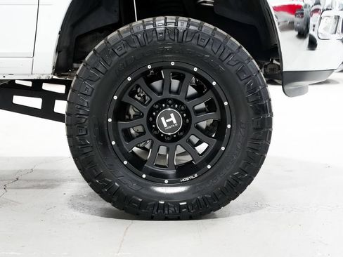 Used 2018 RAM 2500 SLT AWD/4WD image 38