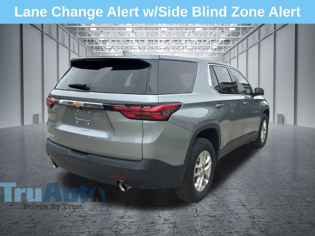 Used 2024 Chevrolet Traverse LS w/ Safety Package FWD image 8