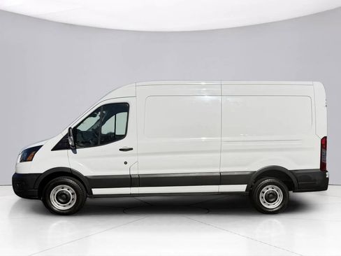 Used 2023 Ford Transit 250 Medium Roof image 10