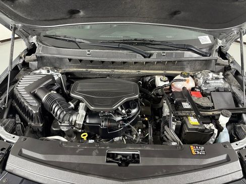 Used 2025 Cadillac XT6 Premium Luxury image 47