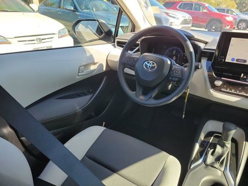 Used 2026 Toyota Corolla LE image 22