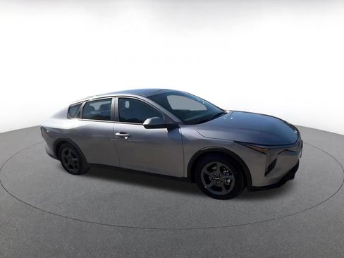 Used 2025 Kia K4 FWD image 2