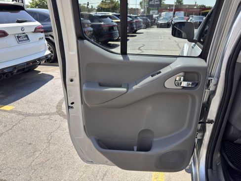 Used 2016 Nissan Frontier SV w/ SV Value Truck Package RWD image 26