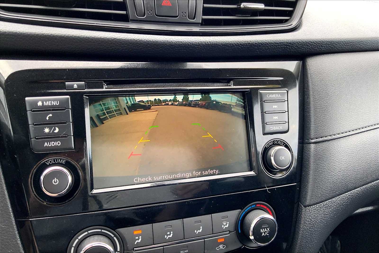 Used 2020 Nissan Rogue S w/ Special Edition Package AWD/4WD image 27
