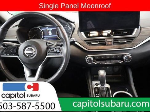 Used 2024 Nissan Altima 2.5 SV w/ SV Premium Package image 16