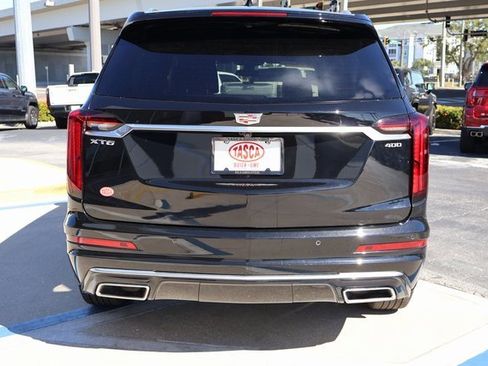 Used 2024 Cadillac XT6 Premium Luxury image 5