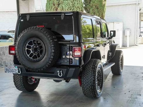 Used 2022 Jeep Wrangler Unlimited Sport AWD/4WD image 4