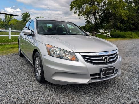 Used 2012 Honda Accord LX image 3