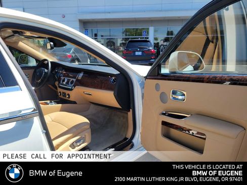 Used 2012 Rolls-Royce Ghost RWD image 10