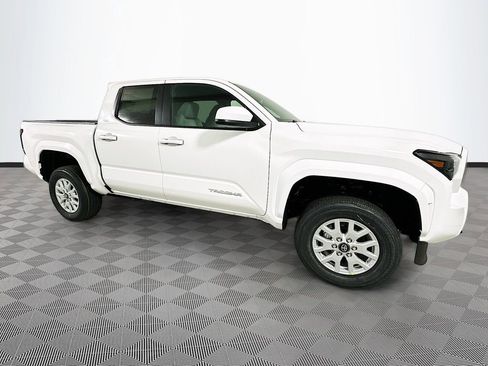 New 2026 Toyota Tacoma SR5 AWD/4WD image 4