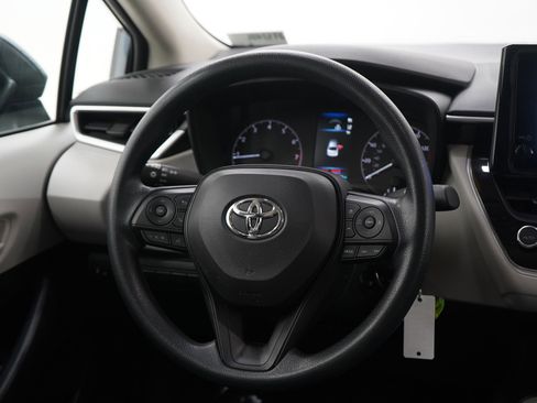 Used 2023 Toyota Corolla LE image 13