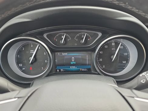 Used 2020 Buick Envision Essence w/ LPO, Cargo Package FWD image 21