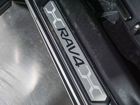 Certified 2025 Toyota RAV4 XLE Premium image 29