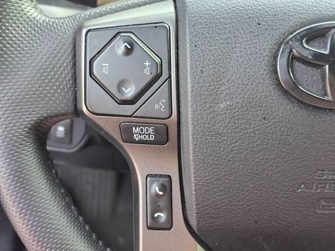 Used 2023 Toyota Tacoma TRD Pro AWD/4WD image 19