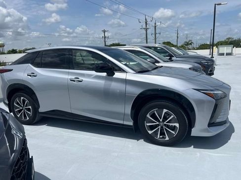 Used 2024 Lexus RZ 450e Premium w/ Accessory Package (Z1) AWD/4WD image 4