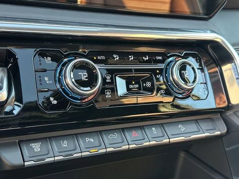 New 2026 GMC Sierra 2500 Denali Ultimate w/ Max Trailering Package image 13