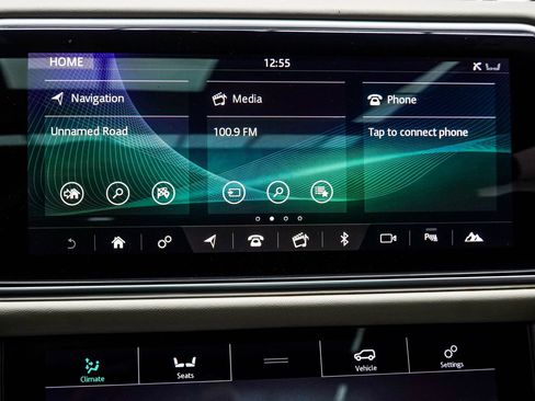 Used 2021 Land Rover Range Rover P525 Westminster Edition LWB AWD/4WD image 25