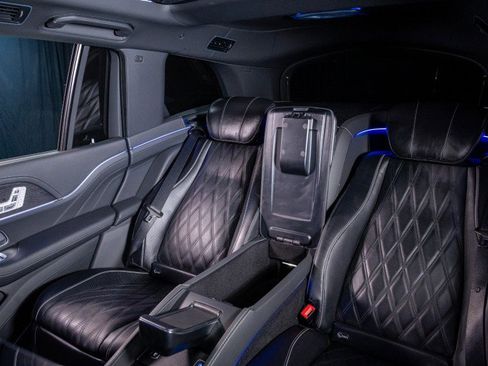 New 2026 Mercedes-Benz Maybach GLS 600 4MATIC image 38