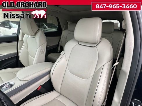 Used 2024 Genesis GV70 2.5T w/ Advanced Package image 14