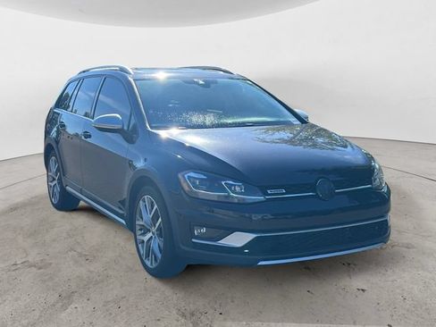 Used 2019 Volkswagen Golf Alltrack SE AWD/4WD image 3