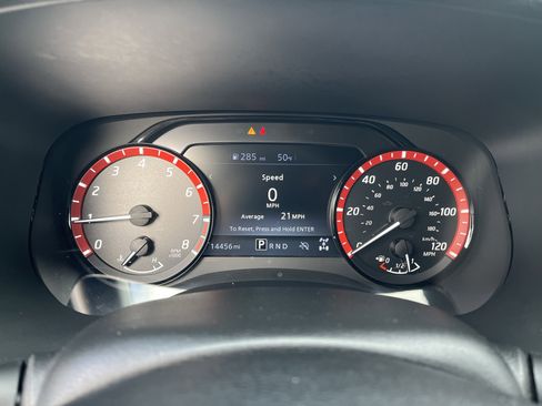 Used 2024 Nissan Frontier PRO-4X w/ Off-Road Protection Package image 18