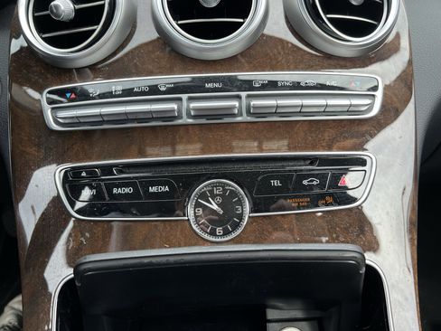 Certified 2018 Mercedes-Benz C 300 4MATIC Sedan image 30