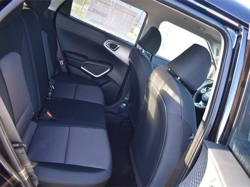 New 2025 Kia Soul LX image 13