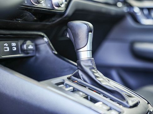 Used 2025 Honda CR-V EX-L image 29