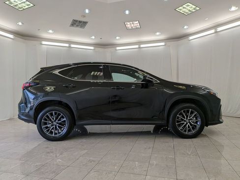 Used 2024 Lexus NX 250 FWD w/ Cold Area Package image 11