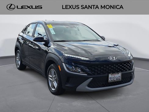 Used 2023 Hyundai Kona SE w/ Cargo Package AWD/4WD image 3